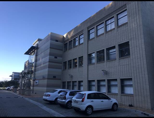 315M² OFFICE TO LET IN PLATTEKLOOF